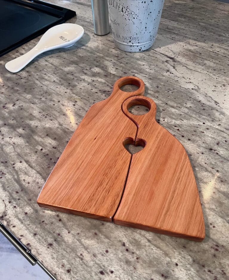 Daska za suvomesnate proizvode - spojeno srce