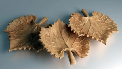 Drveni poslužavnik u obliku lista vinove loze